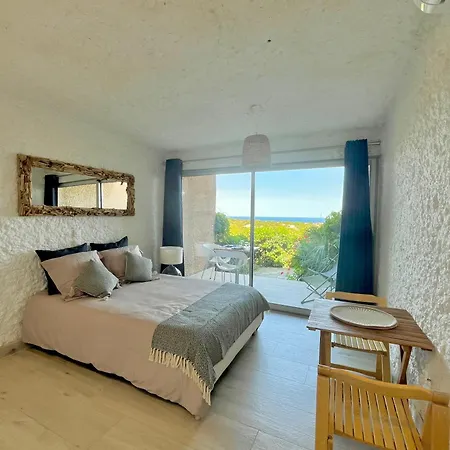 Joli Vue Avec Terrasse Et Jardinet A Sant Ambroggio Apartment *